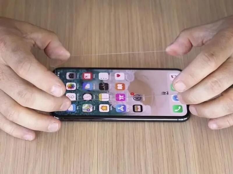 Protector de pantalla QUAD LOCK - 2 películas TPU flexibles - Google Pixel 8